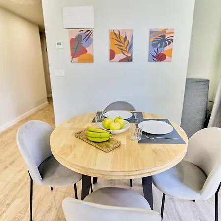 Olivia By Gaiarooms شقة