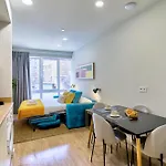 Olivia By Gaiarooms Apartman