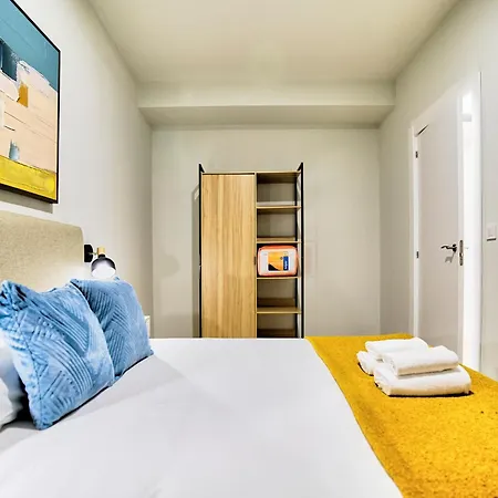 Olivia By Gaiarooms Apartman *