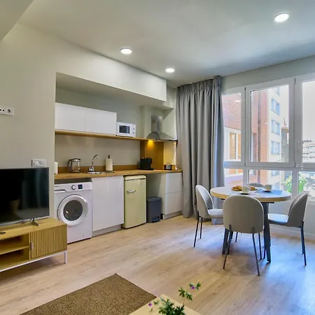 Olivia By Gaiarooms Apartman