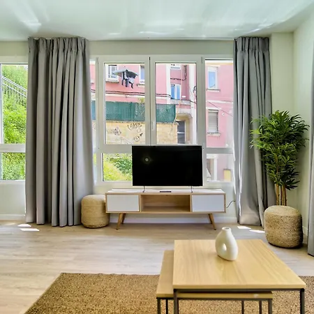 Olivia By Gaiarooms Apartman *