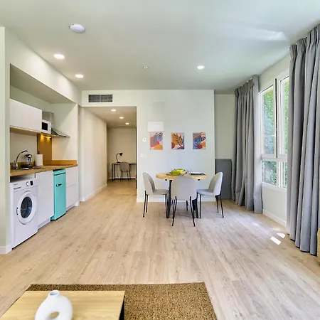 Olivia By Gaiarooms Apartman *