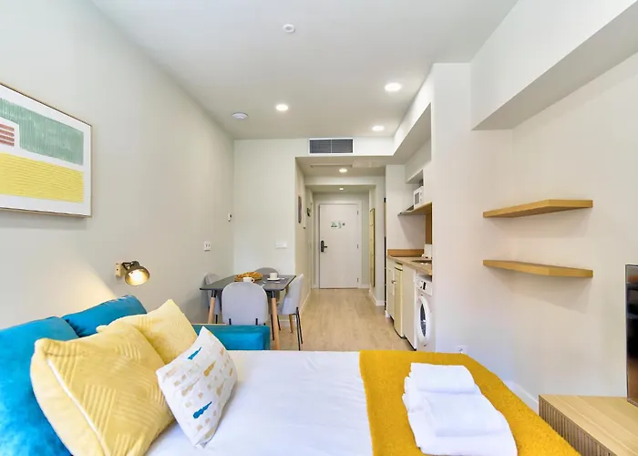 Olivia By Gaiarooms בילבאו