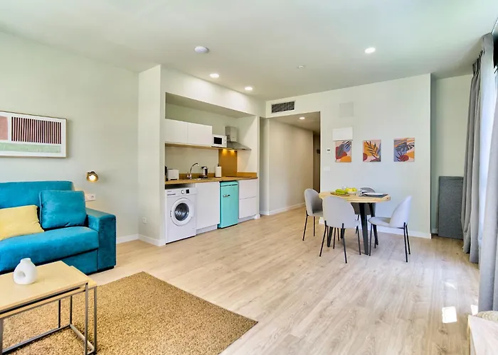 公寓 Olivia By Gaiarooms *